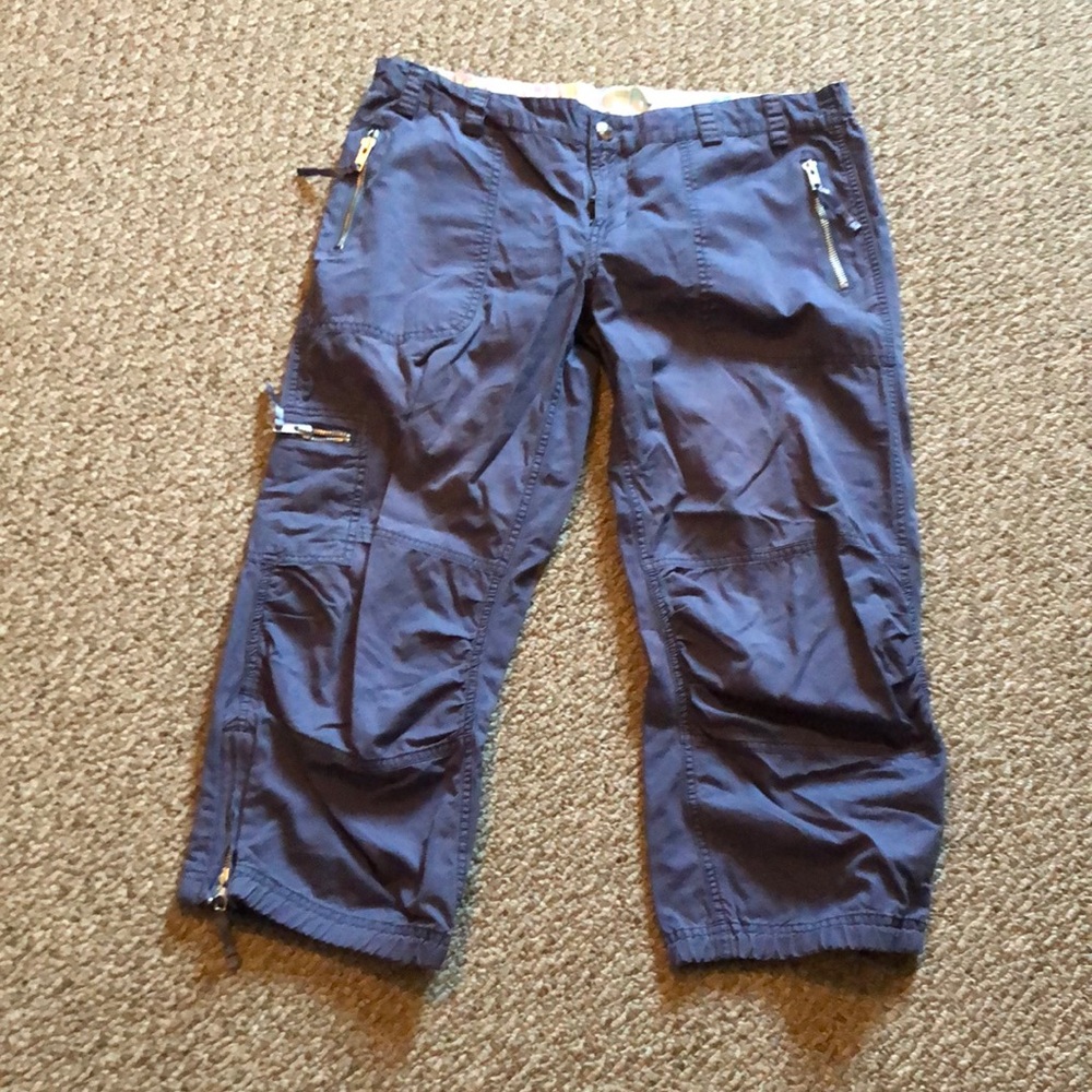 JLo Jennifer Lopez Periwinkle Capris Size 11